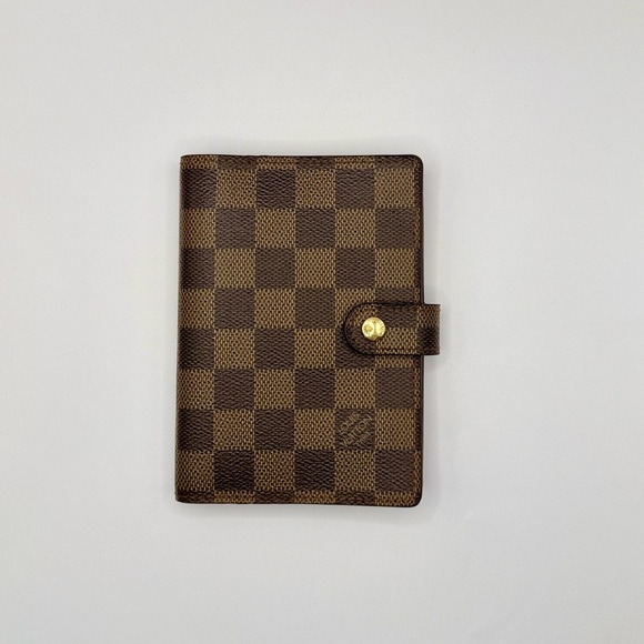 * SOLD SOMEWHERE ELSE* 
Louis Vuitton DAMIER AGENDA PM - Picture 1 of 11